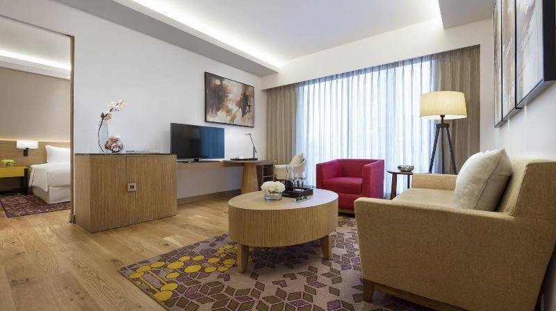 Courtyard By Marriott Bengaluru Outer Ring Road Hotel Exterior photo