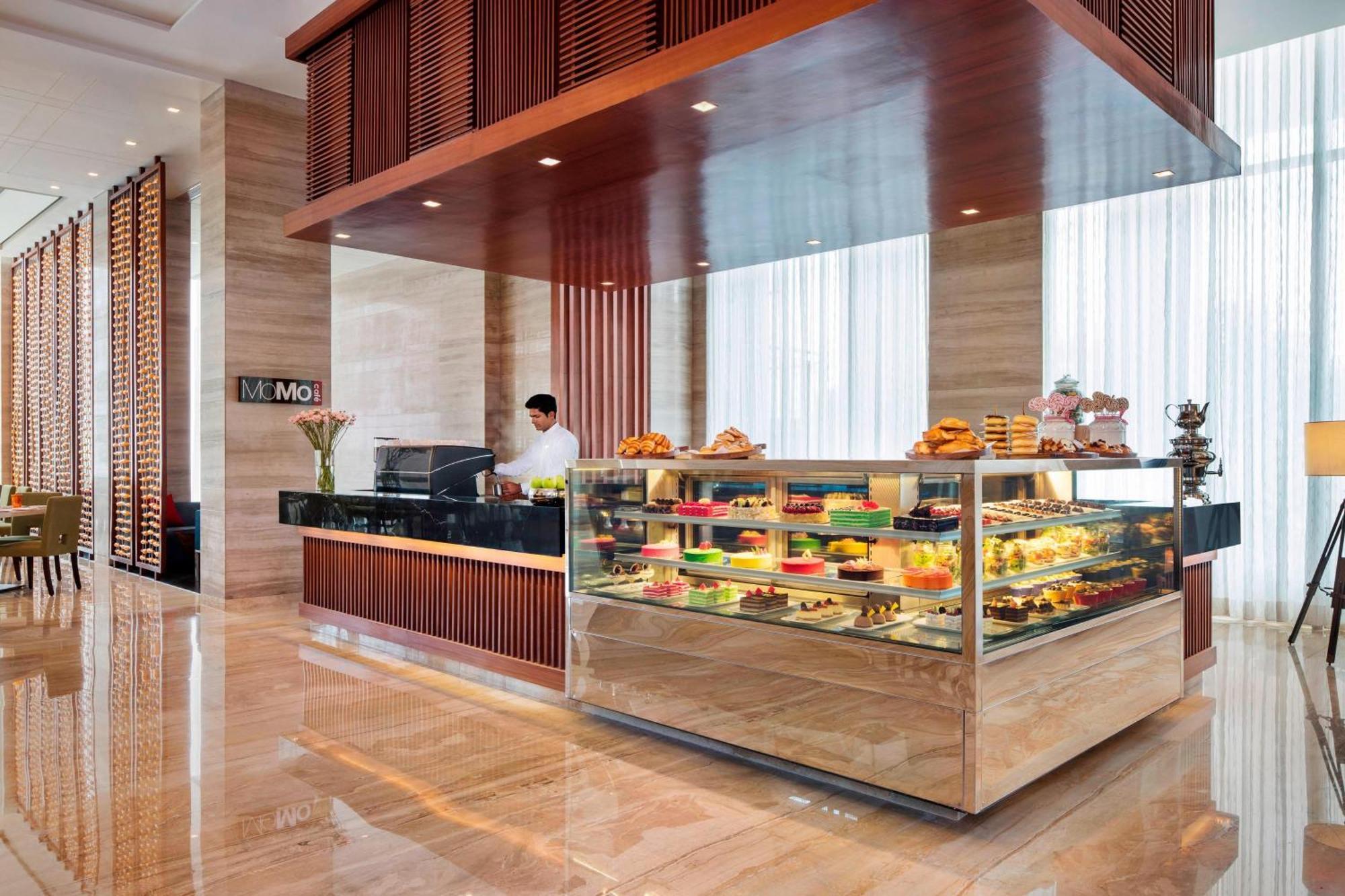 Courtyard By Marriott Bengaluru Outer Ring Road Hotel Exterior photo